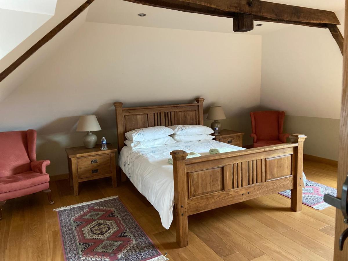 Longere Ville Voisin - Chambre D'Hote Augan Eksteriør billede